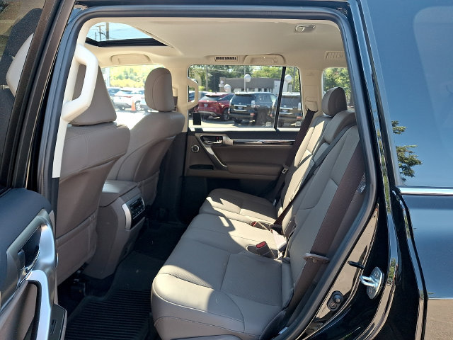 Used 2023 Lexus GX 460 Premium w/ Premium Plus Package AWD/4WD image 10