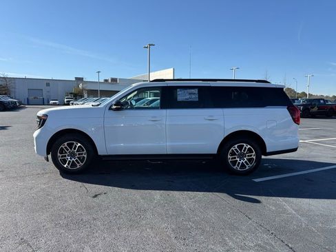 New 2026 Ford Expedition Max Active image 4