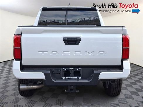 New 2025 Toyota Tacoma SR5 image 5
