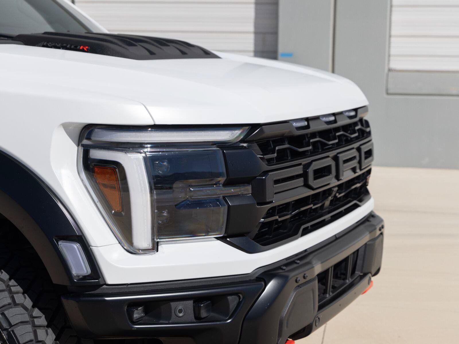 Used 2025 Ford F150 Raptor w/ Equipment Group 803A Raptor R AWD/4WD image 16