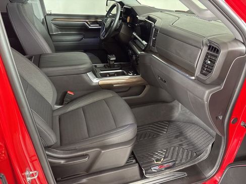 Used 2024 Chevrolet Silverado 1500 LT Trail Boss image 17