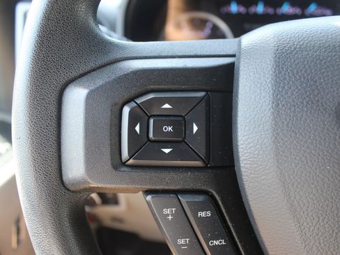 Used 2019 Ford F250 XLT AWD/4WD image 27
