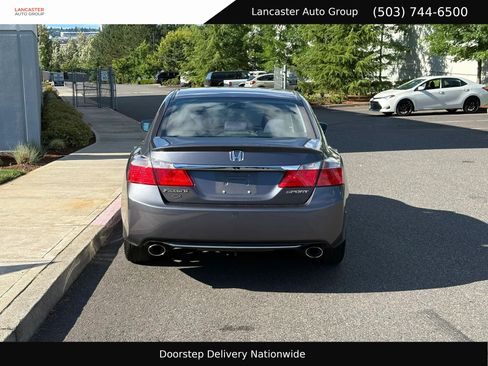 Used 2013 Honda Accord Sport image 5