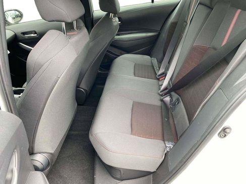 Used 2025 Toyota Corolla SE FWD image 6