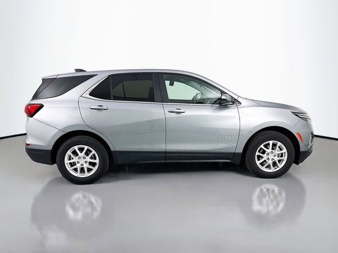 Used 2024 Chevrolet Equinox LT AWD/4WD image 8