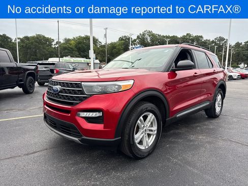 Used 2024 Ford Explorer XLT w/ Equipment Group 202A AWD/4WD image 2