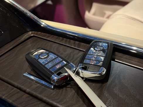 Used 2020 Lincoln Navigator Reserve w/ Luxury Package image 46