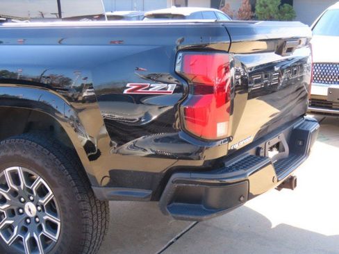 Used 2024 Chevrolet Colorado Z71 w/ Advanced Trailering Package image 13