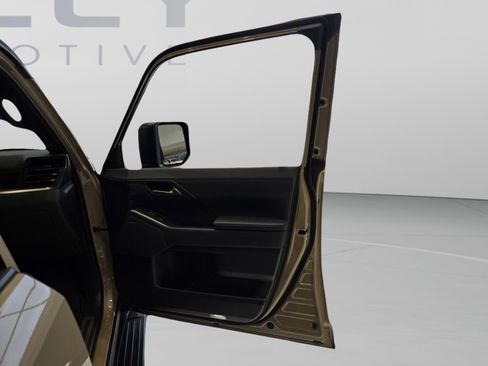 Certified 2025 Lexus GX 550 AWD/4WD image 14