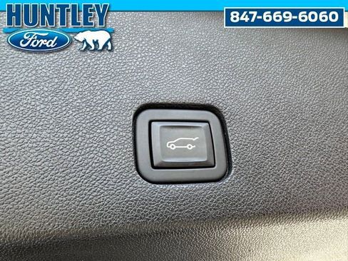 Used 2024 Cadillac XT6 Sport w/ LPO, Onyx Lite Package AWD/4WD image 17