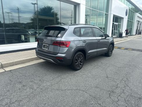 Certified 2023 Volkswagen Taos S FWD image 7