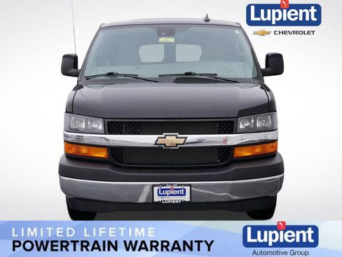 Used 2025 Chevrolet Express 3500 LT w/ LT Preferred Equipment Group image 12