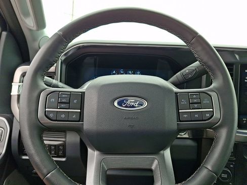 Used 2025 Ford F250 Lariat w/ Black Appearance Package AWD/4WD image 20