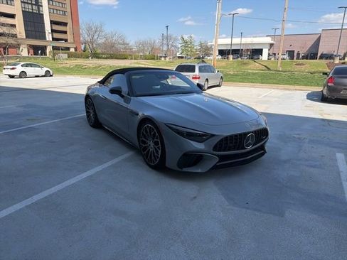 Used 2023 Mercedes-Benz SL 63 AMG 4MATIC image 2