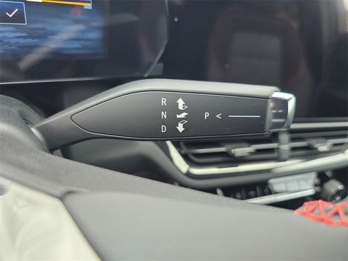 New 2026 Chevrolet Equinox EV RS image 31