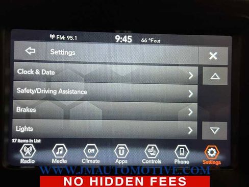 Used 2020 Jeep Renegade Trailhawk w/ Cold Weather Group image 32