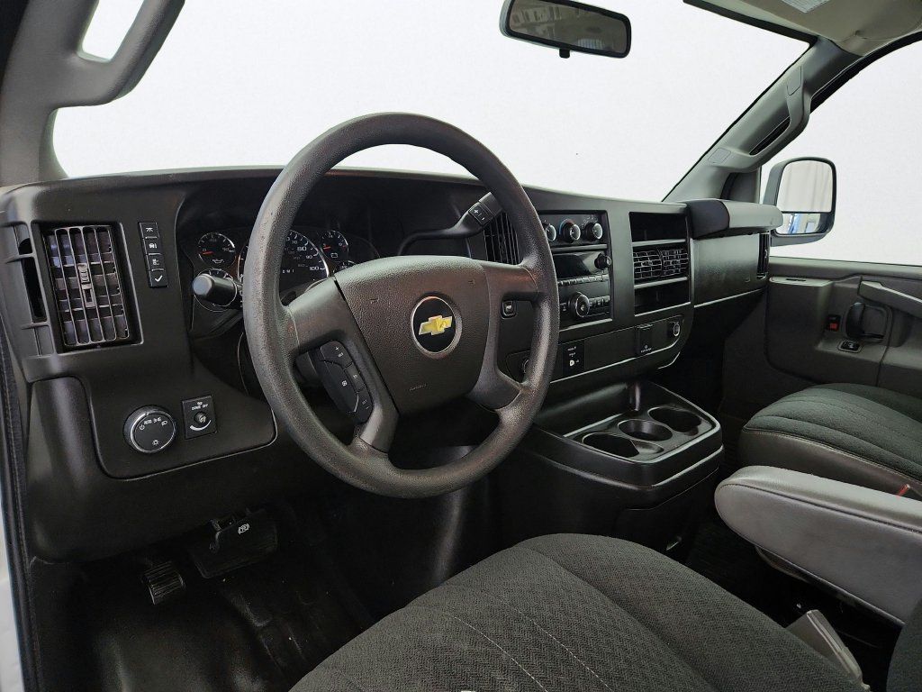 Used 2020 Chevrolet Express 2500 w/ Driver Convenience Package RWD image 9