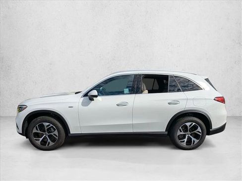 Used 2025 Mercedes-Benz GLC 350e GLC 350e image 10