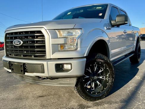 Used 2017 Ford F150 XLT w/ Equipment Group 302A Luxury image 3