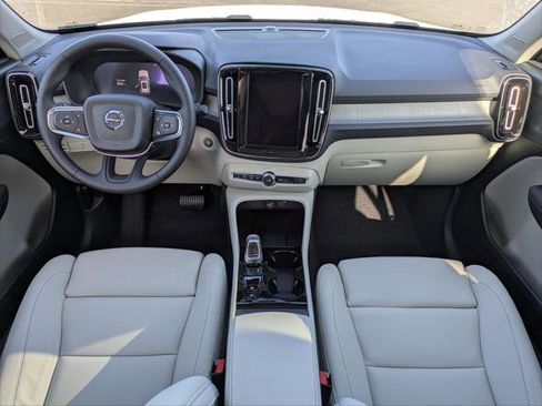 New 2026 Volvo XC40 B5 Plus w/ Protection Package Premier image 11