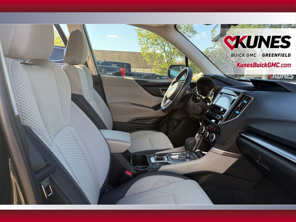Used 2023 Subaru Forester Premium AWD/4WD image 39