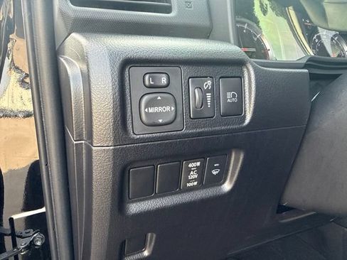 Used 2024 Toyota 4Runner TRD Off-Road Premium w/ Moonroof Package AWD/4WD image 26