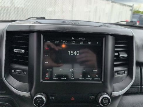 Used 2020 RAM 1500 Big Horn AWD/4WD image 13