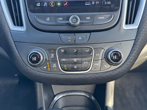 Used 2023 Chevrolet Malibu LT FWD image 26