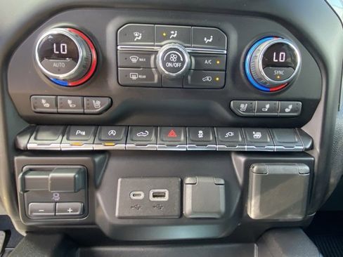 Used 2021 Chevrolet Silverado 1500 LTZ image 21