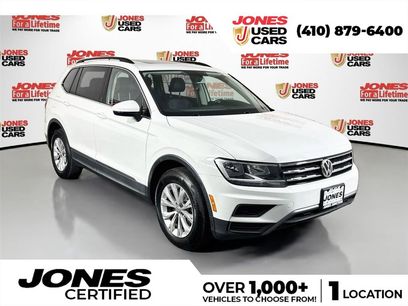 Used 2018 Volkswagen Tiguan SE w/ Panoramic Sunroof Package