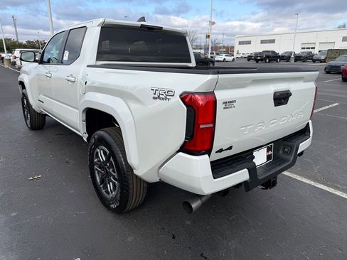 New 2026 Toyota Tacoma TRD Sport image 4