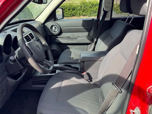 Used 2011 Dodge Nitro Heat image 8