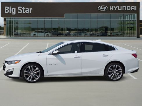 Used 2023 Chevrolet Malibu LT w/ LPO, Floor Liner Package FWD image 2