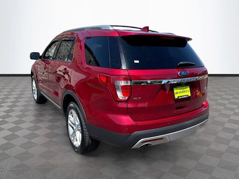 Used 2016 Ford Explorer XLT w/ Equipment Group 202A AWD/4WD image 34
