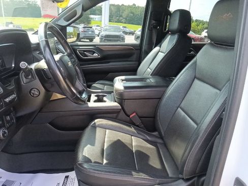 Used 2022 Chevrolet Tahoe High Country w/ Max Trailering Package AWD/4WD image 15