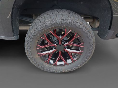 Used 2024 Chevrolet Silverado 1500 LTZ w/ Technology Package image 10