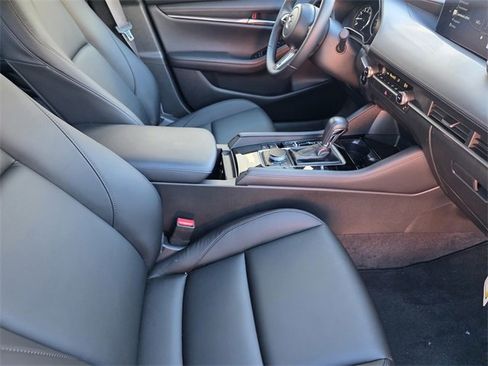 Certified 2025 MAZDA MAZDA3 s Sport image 13