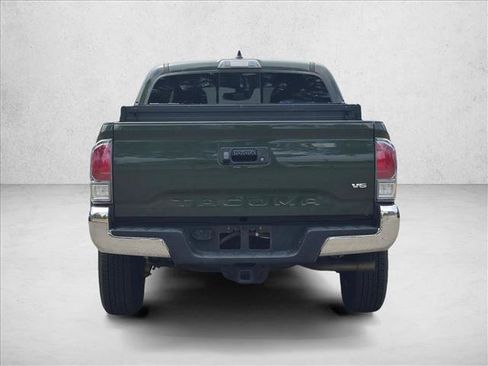 Used 2021 Toyota Tacoma TRD Off-Road AWD/4WD image 6