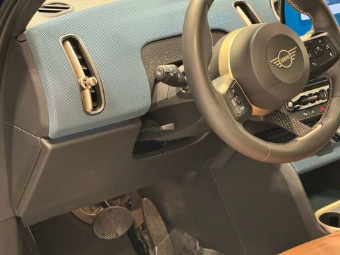 Used 2025 MINI Cooper Countryman S image 17