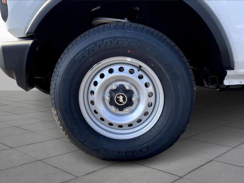 New 2025 Ford Bronco 2-Door image 8