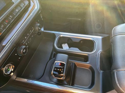 Used 2024 Chevrolet Silverado 1500 RST image 19