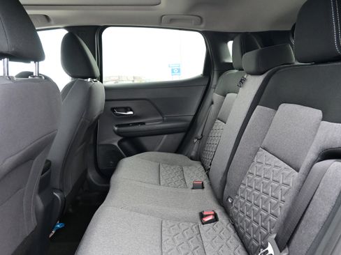 New 2026 Nissan Kicks SV w/ SV Premium Package image 15