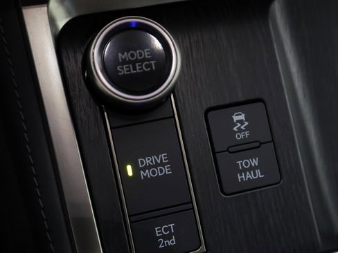 Used 2025 Lexus GX 550 image 31