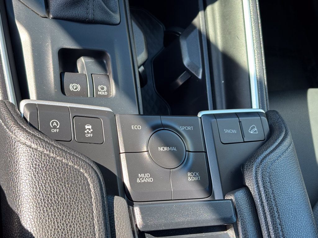 Certified 2025 Toyota Grand Highlander AWD image 34