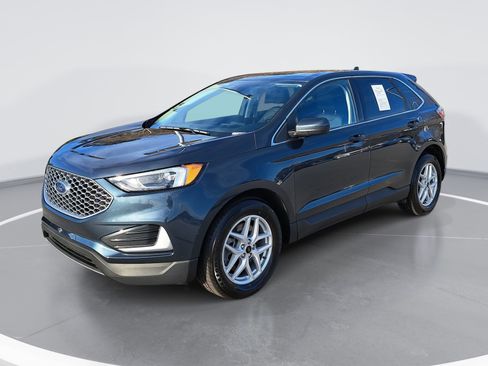 Used 2024 Ford Edge SEL image 7