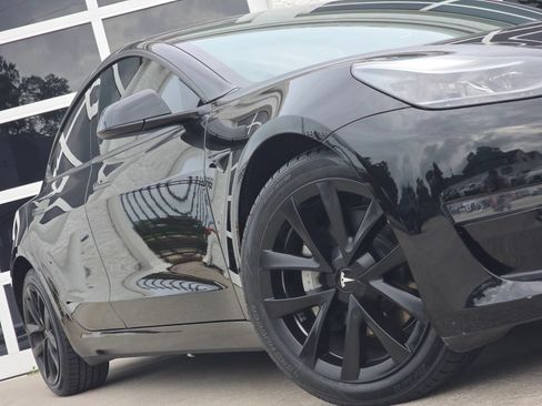 Used 2023 Tesla Model 3 Standard Range RWD image 12