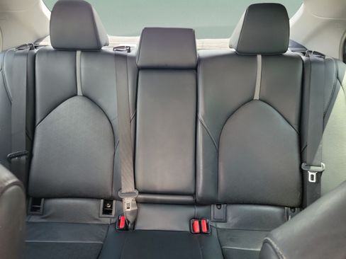 Used 2020 Toyota Camry XSE FWD image 9
