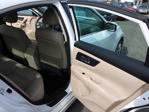 Used 2016 Nissan Altima 2.5 S w/ Power Driver Seat Package image 32