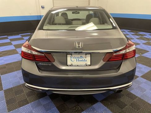 Used 2017 Honda Accord EX-L image 23