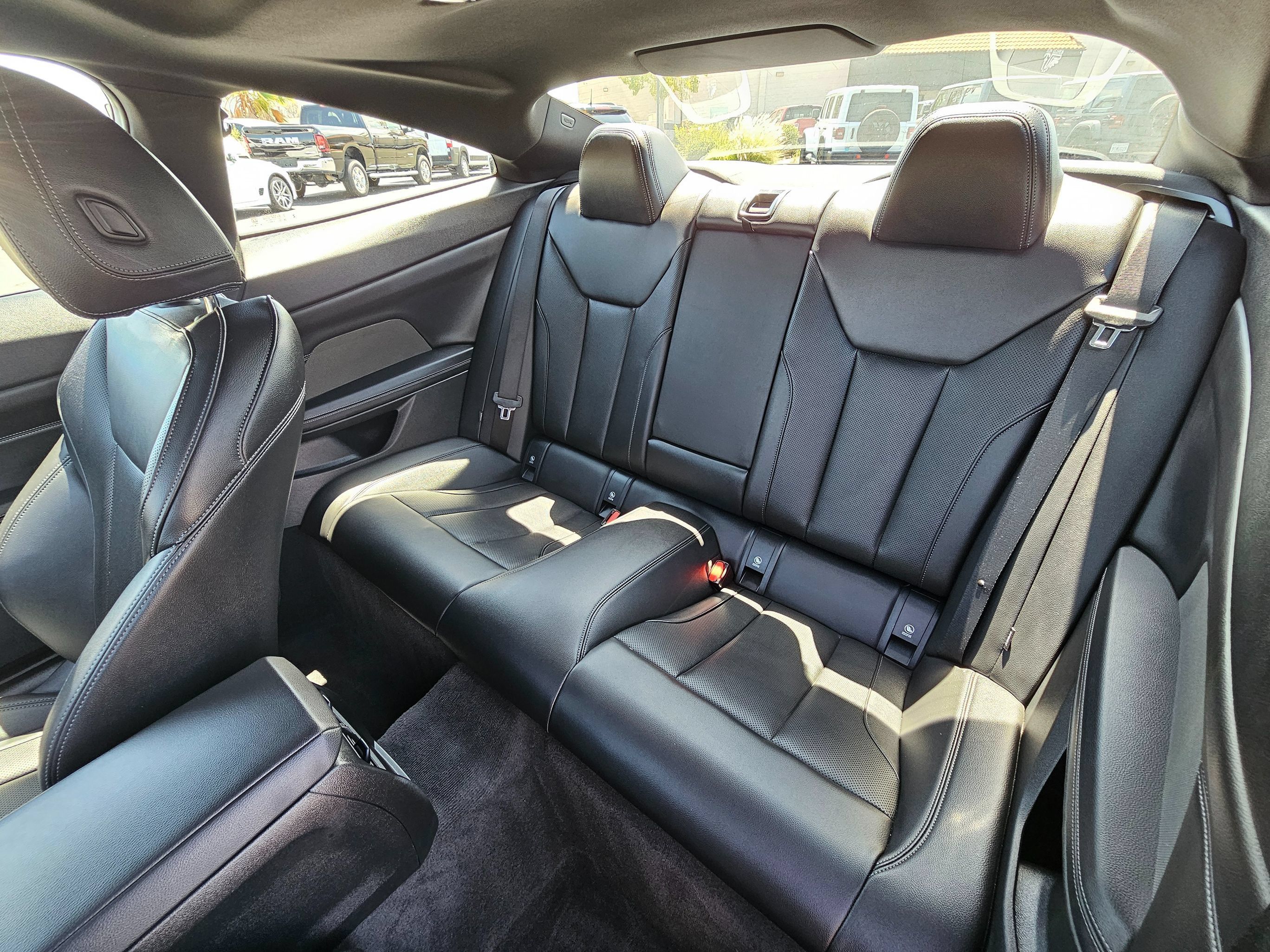 Used 2026 BMW 430i xDrive Coupe w/ M Sport Package AWD/4WD image 39
